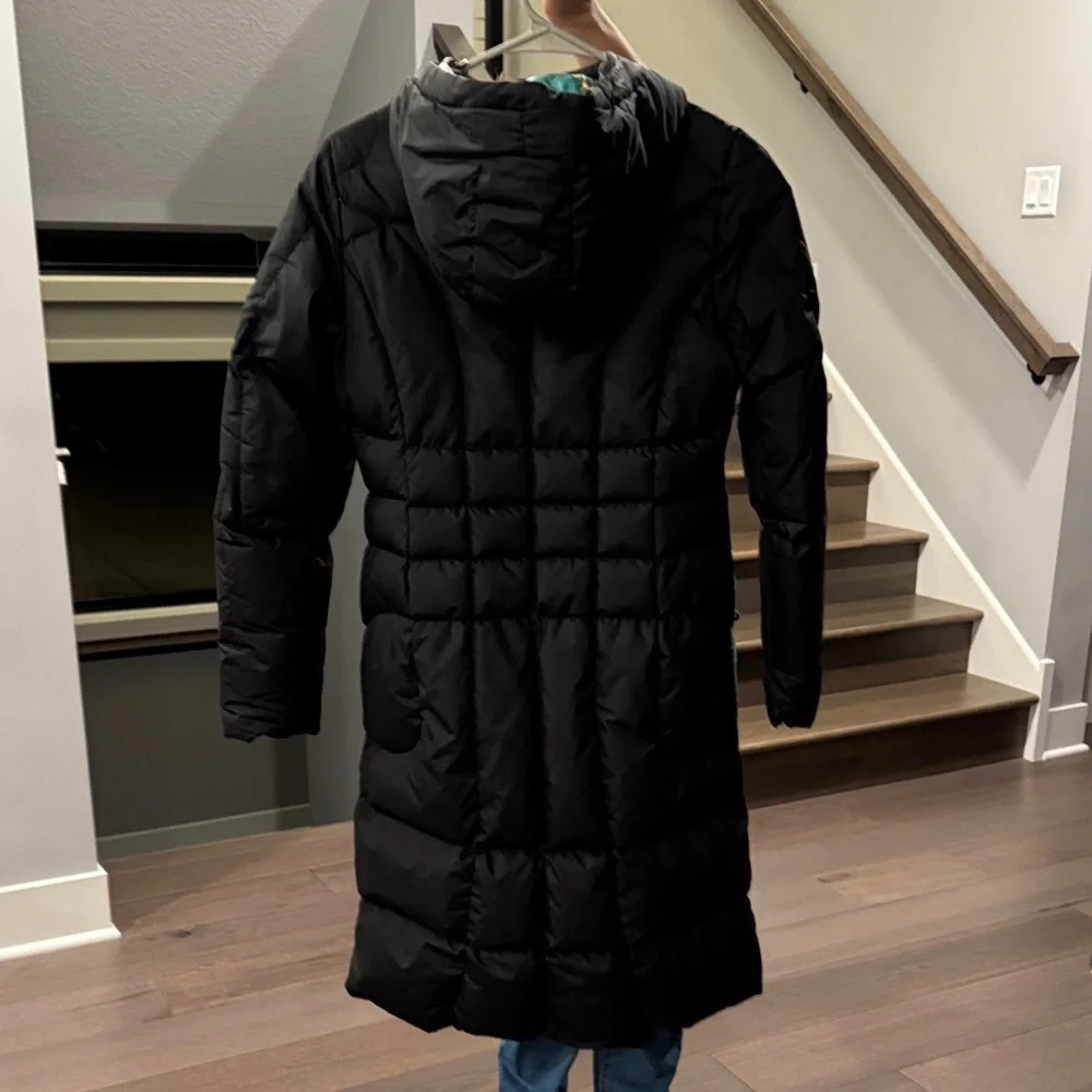 Patagonia Girl's/Women’s Long Black Puffer Jacket - Picture 2 of 7